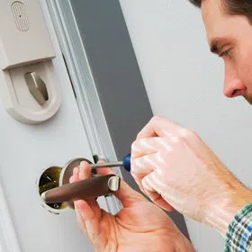 Neighborhood Locksmith Store Tampa, FL 813-778-0346 - door-unlock